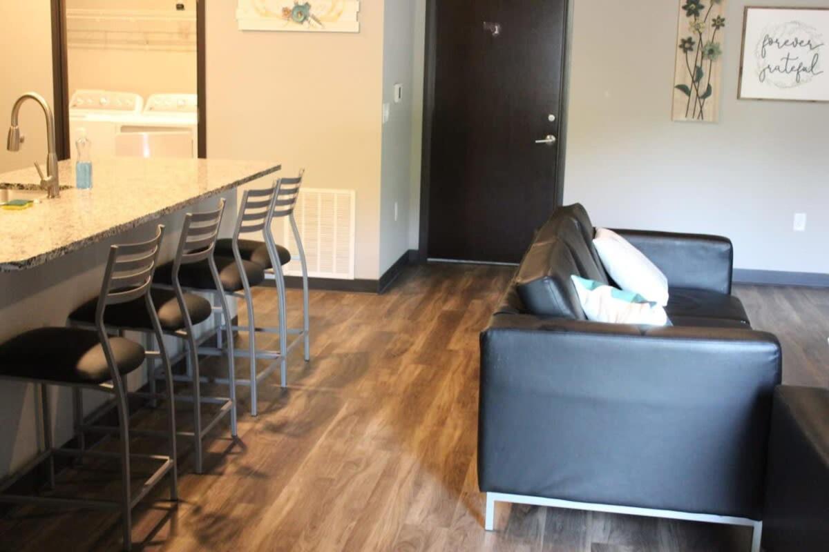 Spacious 2Br Suite Plus Patio Near Iowa State Ames Dış mekan fotoğraf