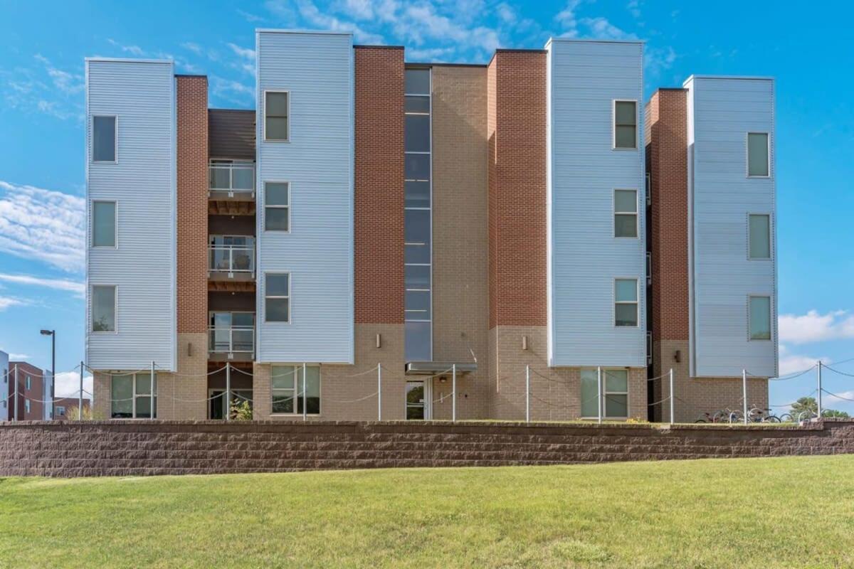 Spacious 2Br Suite Plus Patio Near Iowa State Ames Dış mekan fotoğraf